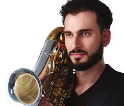 EIU W IN D S Y MPH O N Y & M A S C O U TA H H IG H S C H O O L W IN D EN S  EMB LE