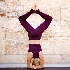 The yoga 2 in 1 combines a laptop and tablet into one versatile device. Yoga Kleidung Yoga Hose Yoga Tops Yoga Oberteile Yogitri De