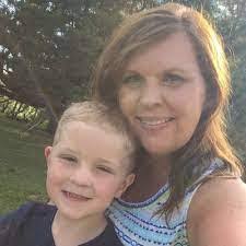 Kathy Trotter's Instagram, Twitter & Facebook