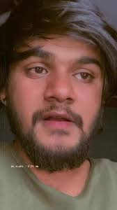 Mai kyun daba kar rakhun apne dard ko... bayan hone do ise v... ap sab apne  ho mere.... apko pata hona to chahiye... ki jitna khus mai dikhta hu...  utna hu nahi