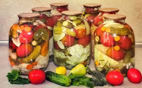 салат из огурцов помидоров и перца на зиму без стерилизации Recept Ovoshnogo Assorti V Marinade Na Zimu Proporcii Ovoshej Regulirujte Na Svoj Vkus Ingredienty Nebolshie Pomidory Nebolshie O Idei Dlya Blyud Eda Ovoshi