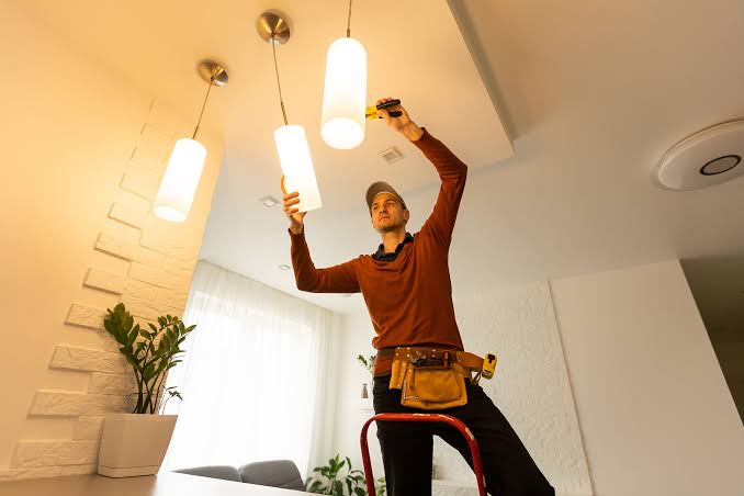 Specialist wiring a downlight circuit in BR5