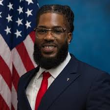 Alabama Medical Cannabis Commission unanimously votes to give dispensary  licenses to 3 companies