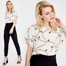 Ofis Sikligi Zincir Desenli Bluz Ve Pileli Pantolon Bluz Moda Stilleri Kadin