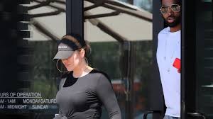 Tristan thompson's ex isn't gloating about him allegedly cheating on pregnant girlfriend khloé kardashian. Khloe Kardashian Und Ihr Ex Tristan Thompson Bekommen Die Erziehung Von Tochter True Geregelt