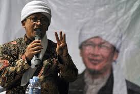 Dia juga meminta kepada siapa pun yang. Ekahsxsn1aiblm