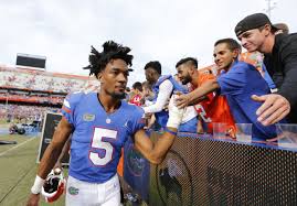 With games starting before noon on saturdays and lasting through the early aside from a plethora of action on saturdays, college football betting is appealing to sharp bettors because ncaaf lines are softer than nfl lines. College Football Rankings 2019 Ap Top 25 Scores Results For Week 0