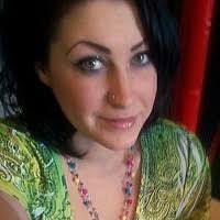 Bobbie Swann's Instagram, Twitter & Facebook