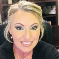 Rochelle Lester's Instagram, Twitter & Facebook