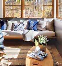 For a small space dinning room what could be better. Modern Neutral Kitchen Sitting Area With Built In Sofa Bench Luxe Interiors Design Built In Sofa Kitchen Sitting Area Living Room Seating