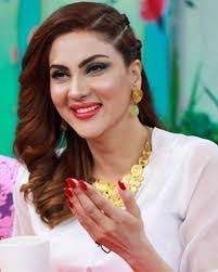 Fiza Ali's Instagram, Twitter & Facebook