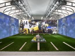 Inside The New Headquarters Of The Nfl Office Snapshots Nfl Headquarters Sports Themed Room Event Booth