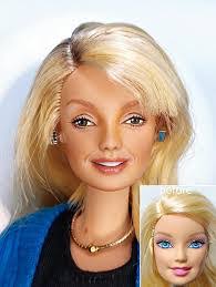 Carolyn Ankrom's Instagram, Twitter & Facebook