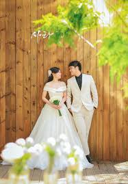 Korea Pre Wedding Photography 1 Jpg Pre Wedding Photoshoot Outdoor Pre Wedding Poses Pre Wedding Photoshoot