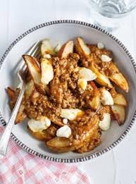 Recette De Poutine Sauce Barbecue Au Bœuf De Ricardo Poutine Recipe Recipes Food