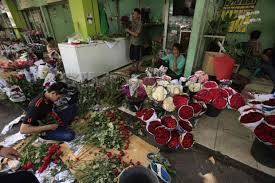 0821 106 106 61 / 088 1206 8322 Jalan Sempit Pasar Bunga Rawa Belong Sulit Berkembang