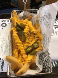 The cheese sauce was sweet yet savory while the jalapenos were tangy, zesty and spicy in turns. Jalapeno Cheese Fries Wingstop S Photo In Bedok Singapore Openrice Singapore
