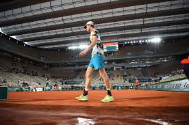 Initialement planifiée du 16 mai au 6 juin, elle a finalement lieu du 24 mai (début des qualifications) au 13 juin 2021 (finale du tableau masculin), soit. History Made On Roland Garros Opening Day Tennis Tourtalk