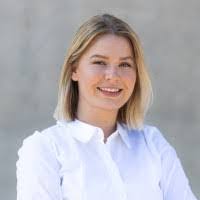 Isabel Schuler's Instagram, Twitter & Facebook