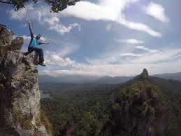 Mari kita tengok lokasi cantik di pantai jeram di selangor tempat menarik yang sangat hebat untuk di kunjungi. 10 Bukit Di Semenanjung Yang Kaki Hiking Wajib Panjat At Least Sekali
