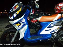 Modif motor di shok beker depan. Loch Ini Ada X Ride Mirip Nmax Kebetulan Atau Aripitstop