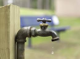 How to Replace a Leaky Outdoor Faucet or Water Spigot - Dengarden