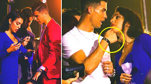 Источники l'equipe сообщили о намерении роналду покинуть «ювентус». Krishtianu Ronaldu I Dzhordzhina Rodriges Porugalis Na Ceremonii Mtv Outside 1 Novosti Futbola Youtube