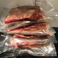 Salaison Sous Vide Au Sel Fin Et Fumaison Methode Et Ingredients La Salaison Sous Vide Est Une Alter Cuisson Sous Vide Recettes De Cuisine Cuisson Des Aliments