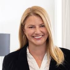 Bethany Longfellow's Instagram, Twitter & Facebook