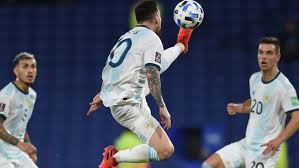 Con lionel messi a la cabeza: Seleccion Argentina Quienes Son Los Siete Jugadores Sagrados De Scaloni En Argentina Marca Claro Argentina