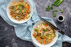 If you're a fan of crispy savory egg rolls, then you might consider this unwrapped version your dream lunch. Weight Watchers Instant Pot Egg Roll Bowl With Freestyle Smartpoints 21 Day Fix Carrie Elle