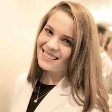 Antonia Green's Instagram, Twitter & Facebook