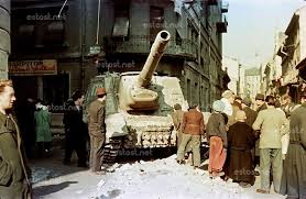 Ungarn 10 1956 Budapest Viii Bezirk Ungarn Aufstand Hungarian Uprising 23 10 04 11 1956 Verlassenes Sowjetisches Sturmgeschuetz In De Histoire