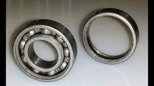 How To Remove The Outer Race Of A Bearing Youtube