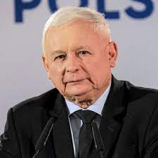 Wicepremier jarosław kaczyński, prezes prawa i sprawiedliwości, w wywiadzie dla portalu interia zapowiada bardzo ostrą ustawę antykorupcyjną i kontynuację reformy sądownictwa. Emerytury Poslow Jaroslaw Kaczynski Jest Najbogatszym Poslem Emerytem Innpoland Pl