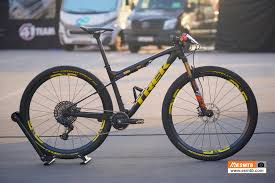 Dascălu began cycling at the age of 14 with downhill competitions, before switching to cross country. Bicis De Los Pro Trek Supercaliber De Vlad Dascalu