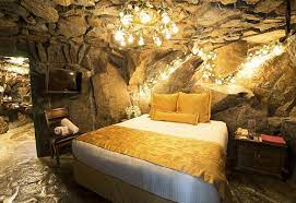 Madonna inn san luis obispo is a short car ride from san luis obispo county regional airport and california polytechnic state university. Ein Ganz Besonderes Hotel In Kalifornien Das Madonna Inn