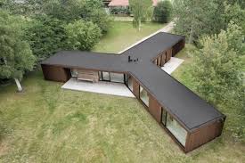 Maderas nórdicas veek 1297 s.l cif b55255509. La Casa Prefabricada Danesa De Acero Y Madera Construida En Solo 3 Dias Flipboard