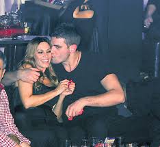 Φώτης σεργουλόπουλος, έλλη κοκκίνου, παύλος ευαγγελόπουλος. Ellh Kokkinoy Mastigwsa Ton Eayto Moy Gia Na Ginw Prwto Onoma