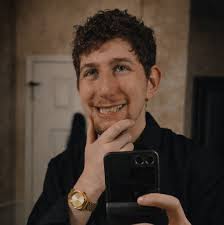 Sam Aronoff (@sam.aronoff.7) • Facebook