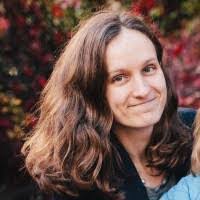 Ann Cary's Instagram, Twitter & Facebook