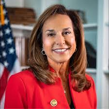 Vicky Brame's Instagram, Twitter & Facebook