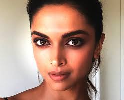 Get That Perfect Jawline Using These Affordable Easy Hacks