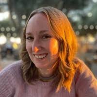 Joanna Henderson's Instagram, Twitter & Facebook