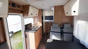 Weitere ideen zu wohnmobil innen, wohnmobil, expeditionsmobil. Test Vier Gunstige Aktuelle Alkoven Wohnmobile Adac