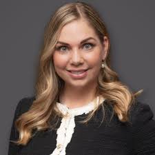 Julia Stael von Holstein mäklare på Svensk Fastighetsförmedling Jönköping