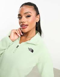 Misty Sage's Instagram, Twitter & Facebook