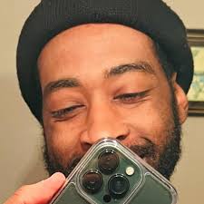 Tammy Rivera's daughter Charlie's boyfriend defends her after a user  commented about her being slow.