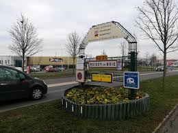 Bienvenue sur la chaîne youtube de boursorama ! La Ville De Roissy En Brie Exposee De Maniere Critique Aux Bruits Des Transports Le Pays Briard