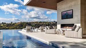 This modern architectural masterpiece set. Inside A 17 Million Home In Bel Air With An 800 Gallon Aquarium Robb Report